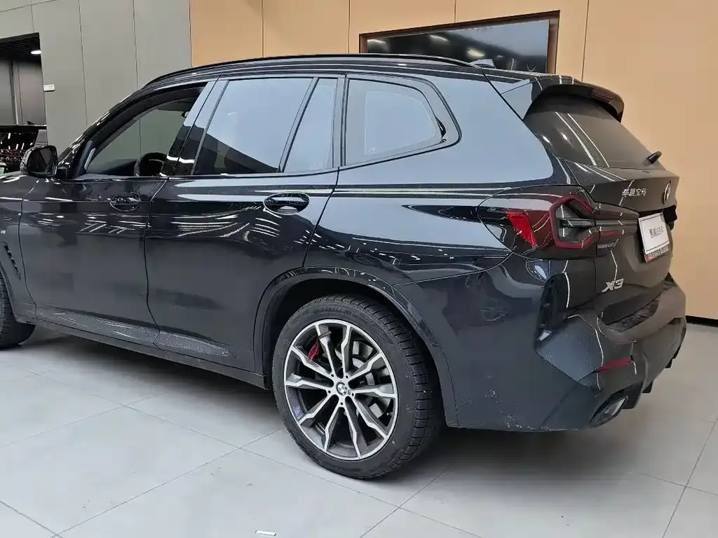 BMW X3 — фото 9