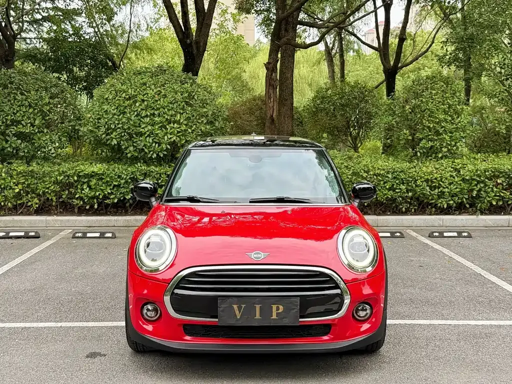 MINI Cooper (3-door) — фото 1
