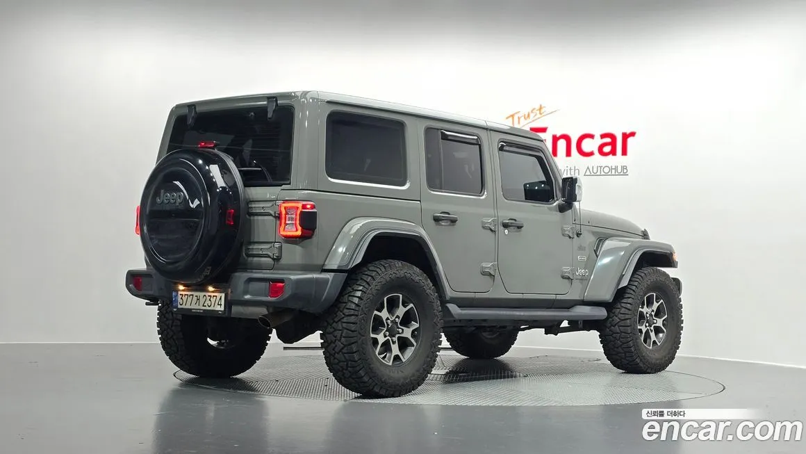 Jeep Wrangler — фото 2