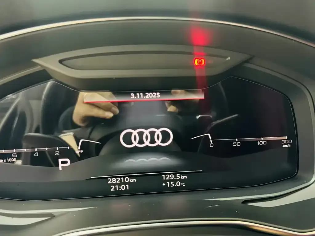 Audi A7L — фото 5