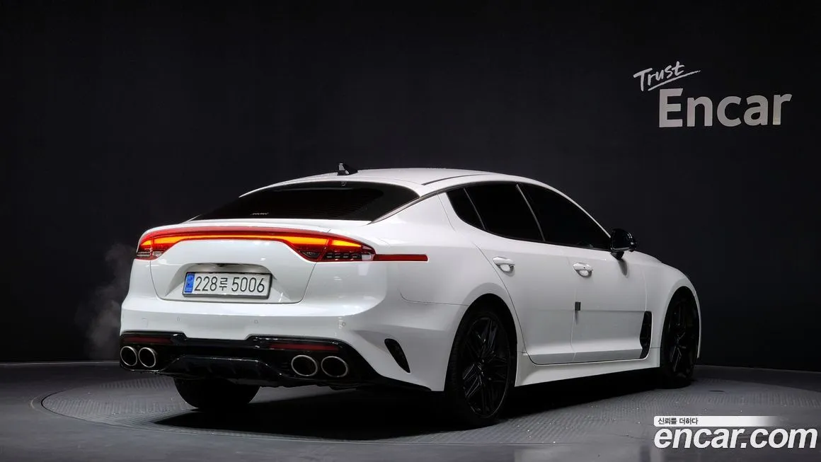 Kia Stinger — фото 2