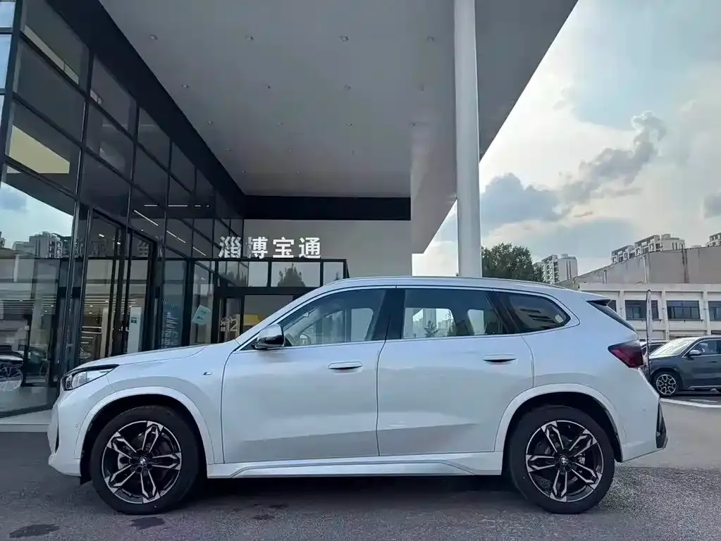 BMW X1 — фото 4