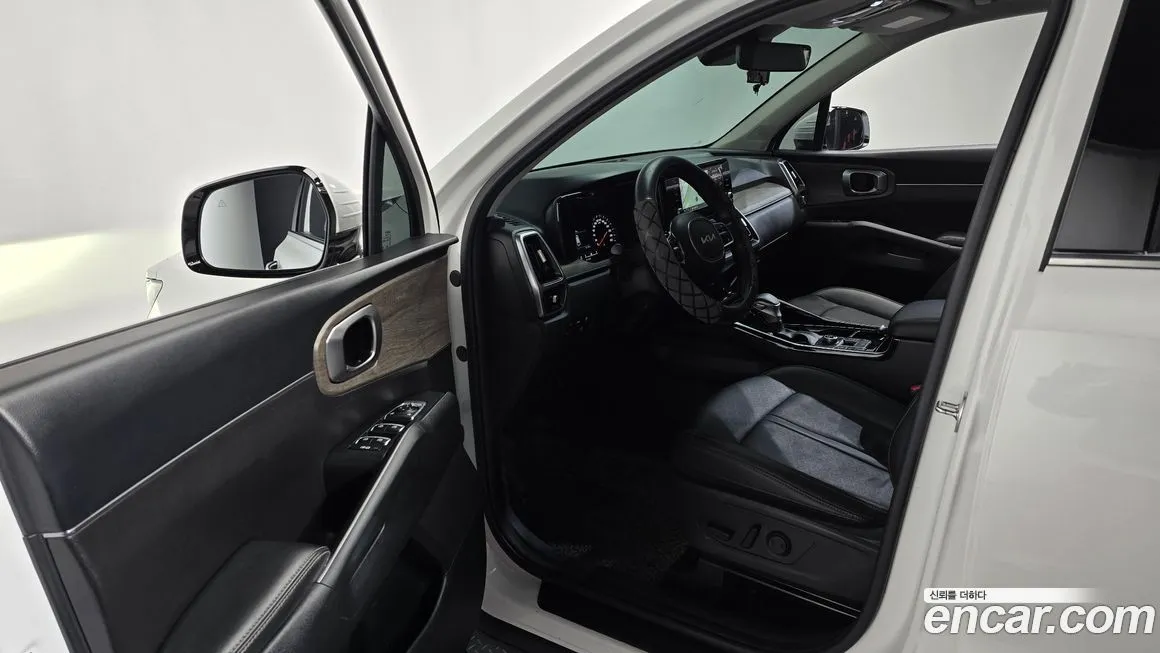 Kia Sorento — фото 10