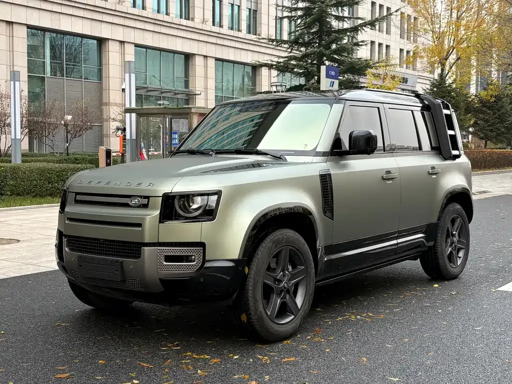 Land Rover Defender — фото 1