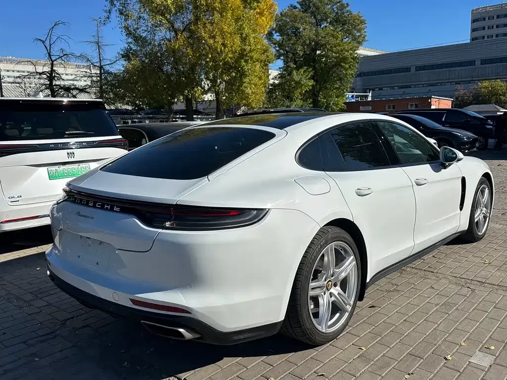 Porsche Panamera — фото 4