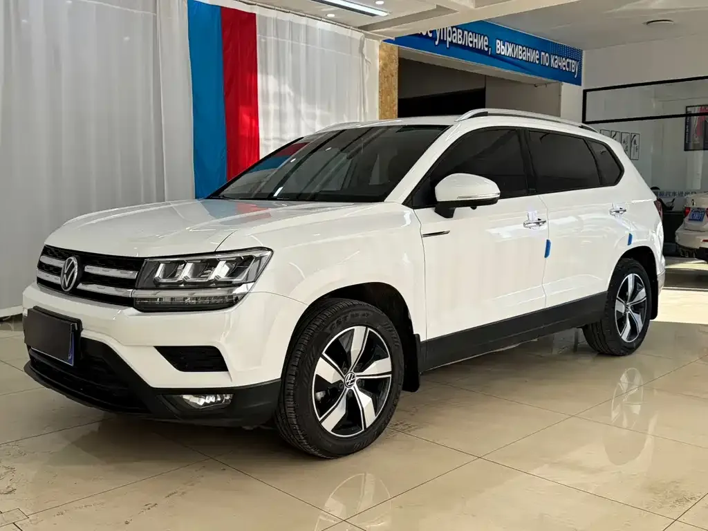 Volkswagen Tharu — фото 1