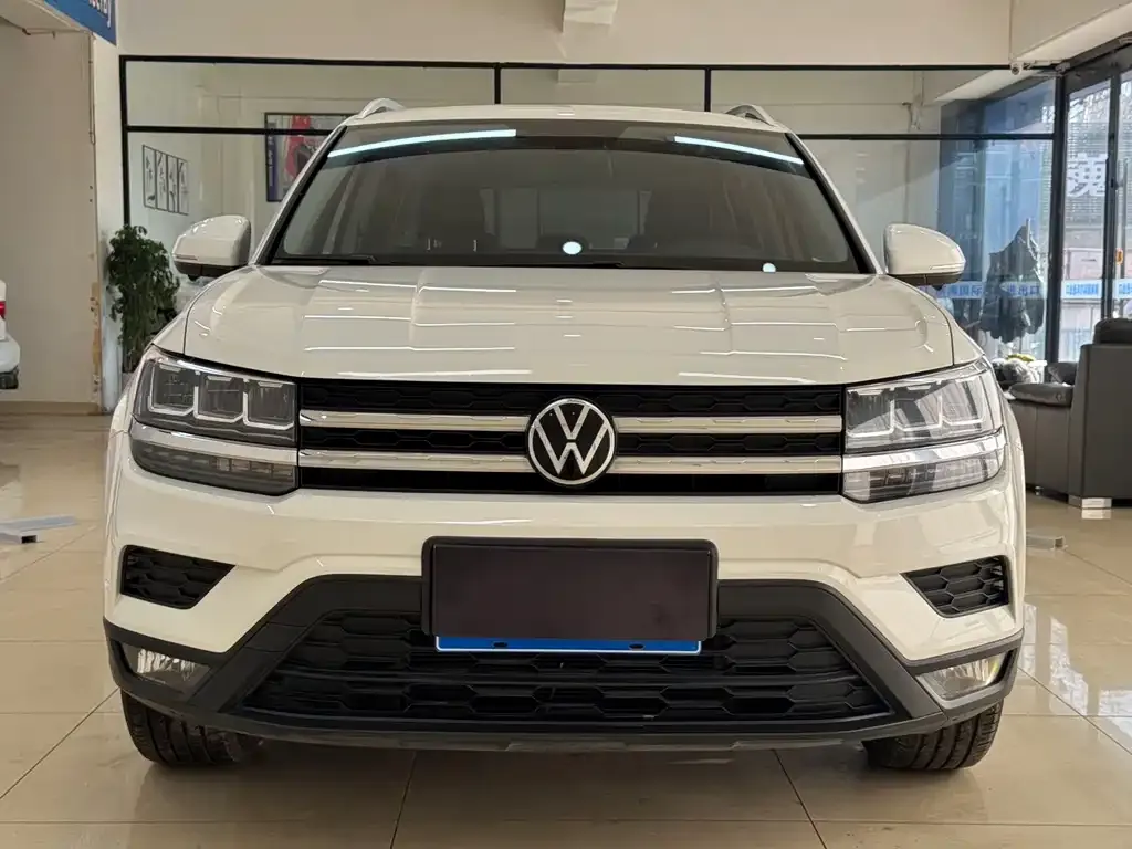 Volkswagen Tharu — фото 2