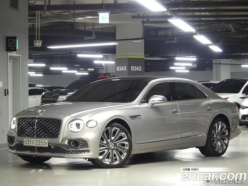 Bentley Flying Spur — фото 2