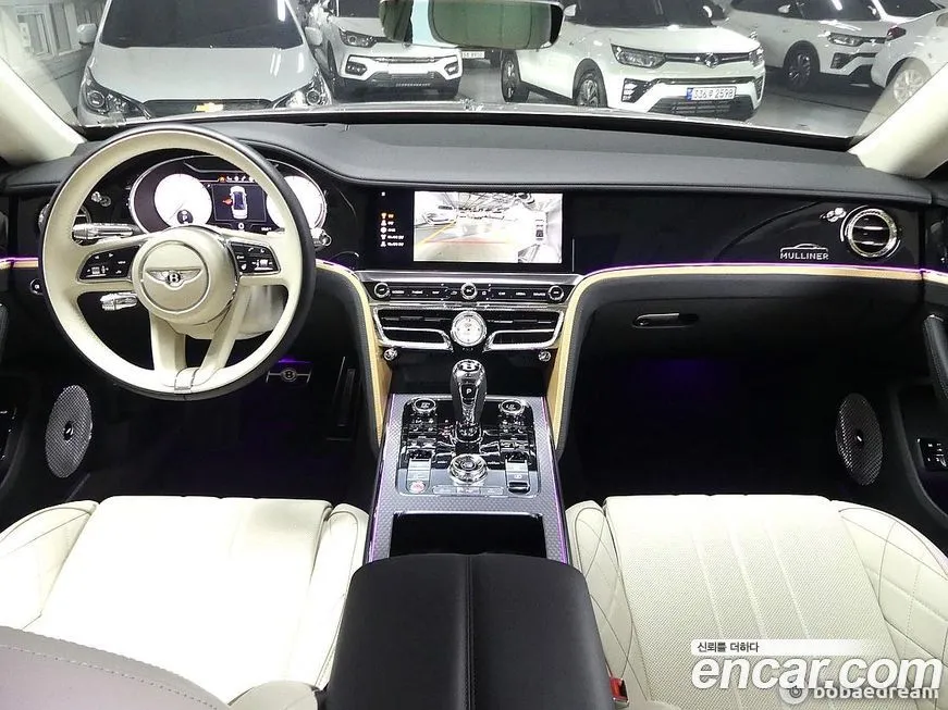 Bentley Flying Spur — фото 8
