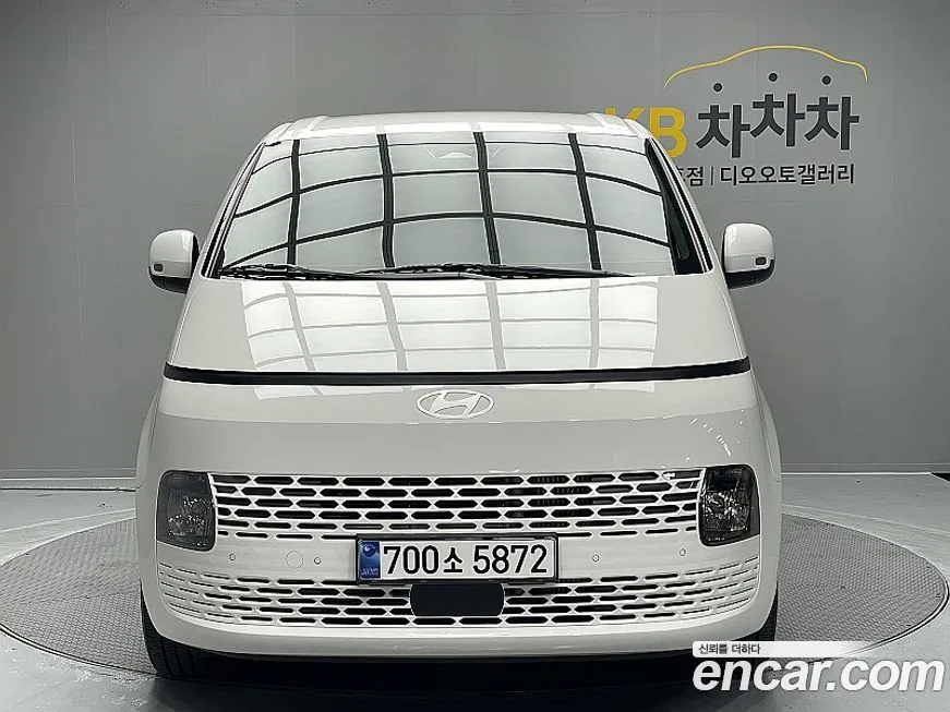Hyundai Staria — фото 3
