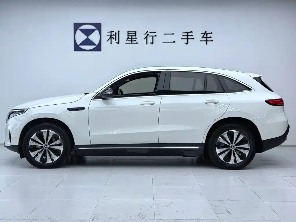 Mercedes-Benz EQC — фото 3