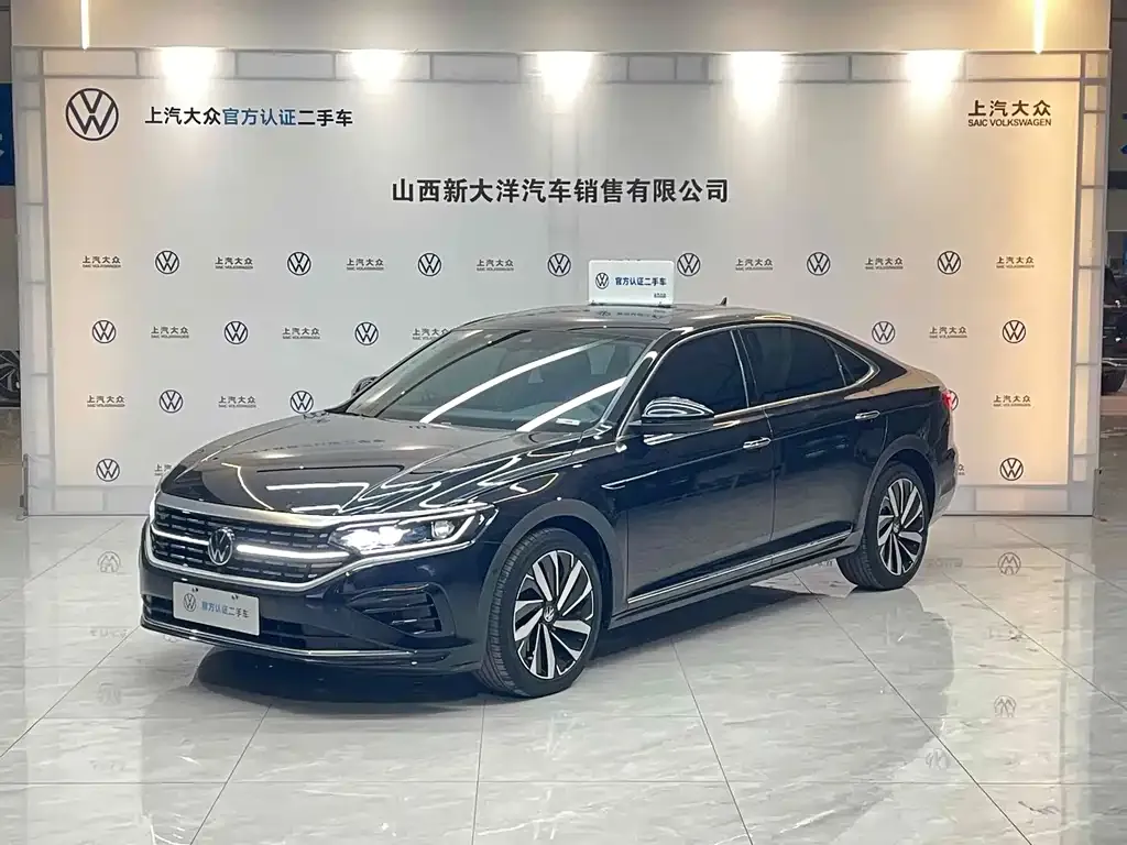 Volkswagen Passat — фото 1
