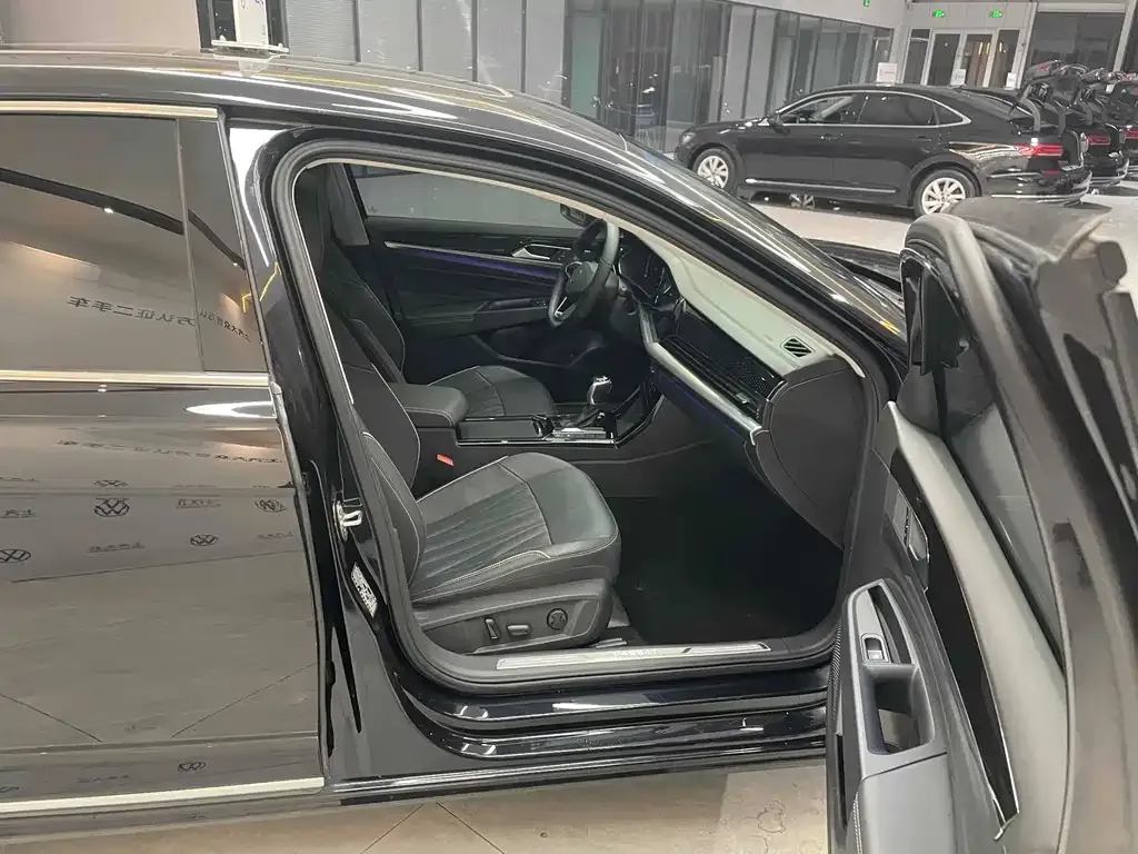 Volkswagen Passat — фото 9