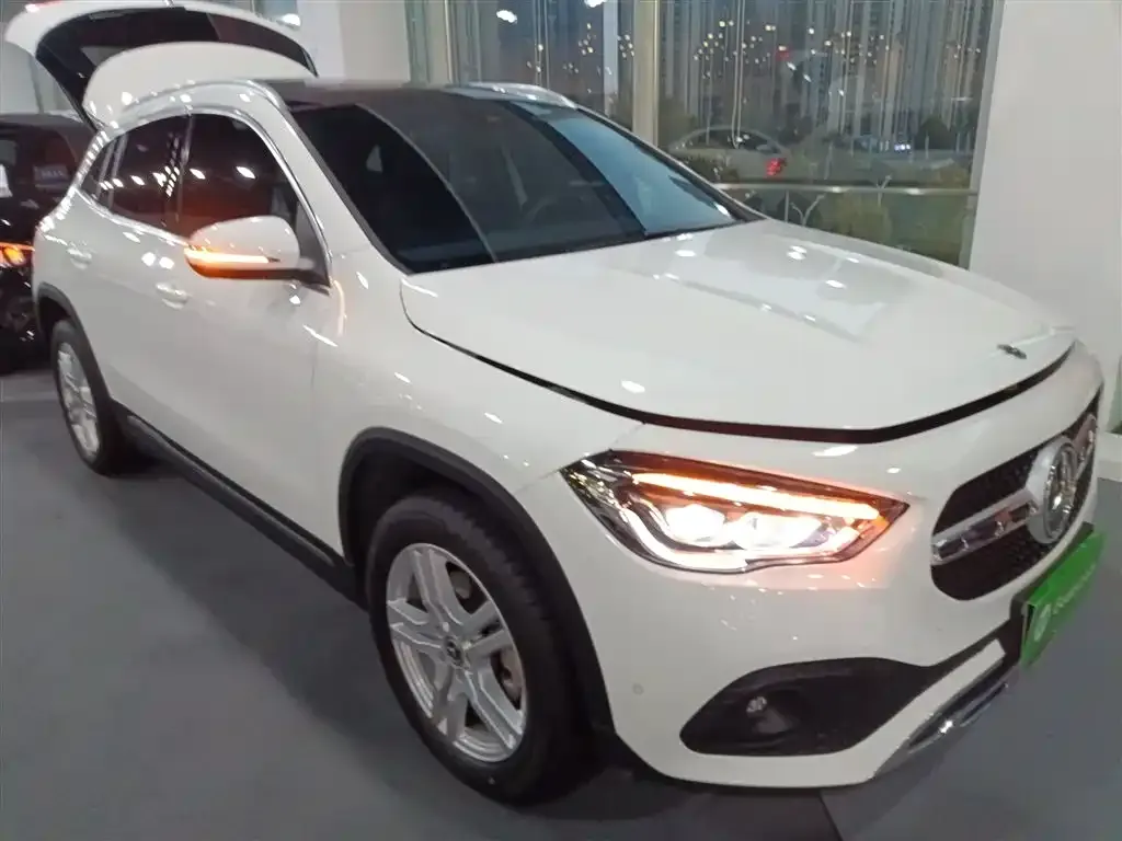 Mercedes-Benz GLA — фото 4