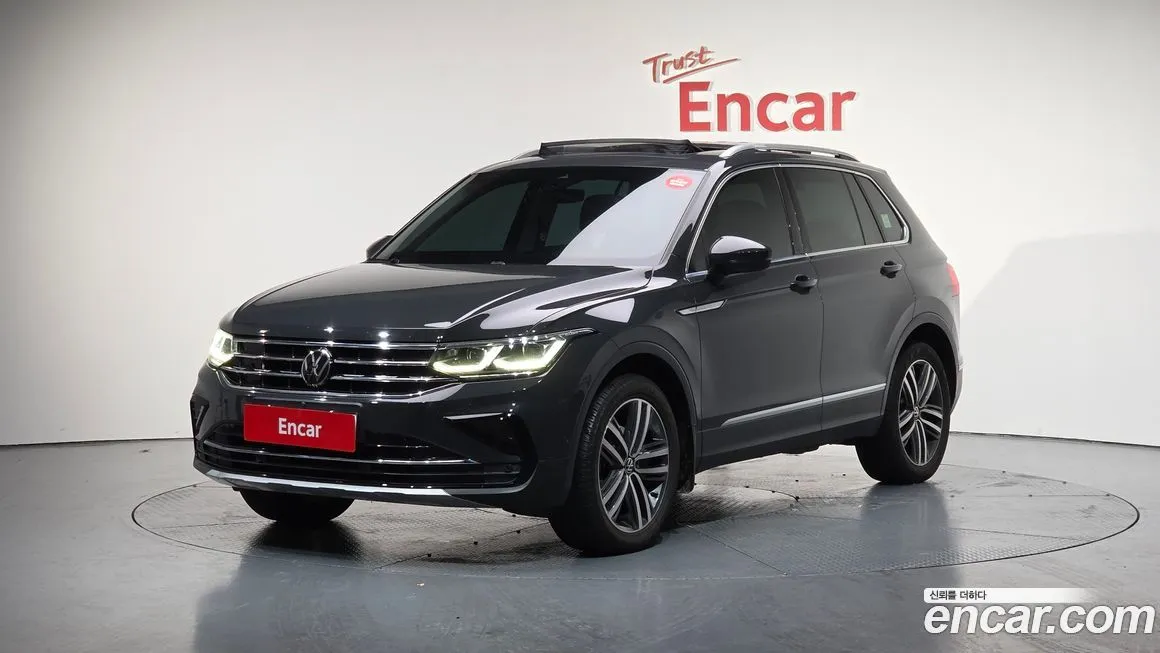 Volkswagen Tiguan — фото 1