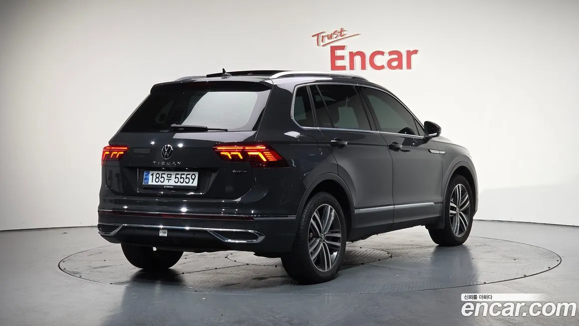 Volkswagen Tiguan — фото 2