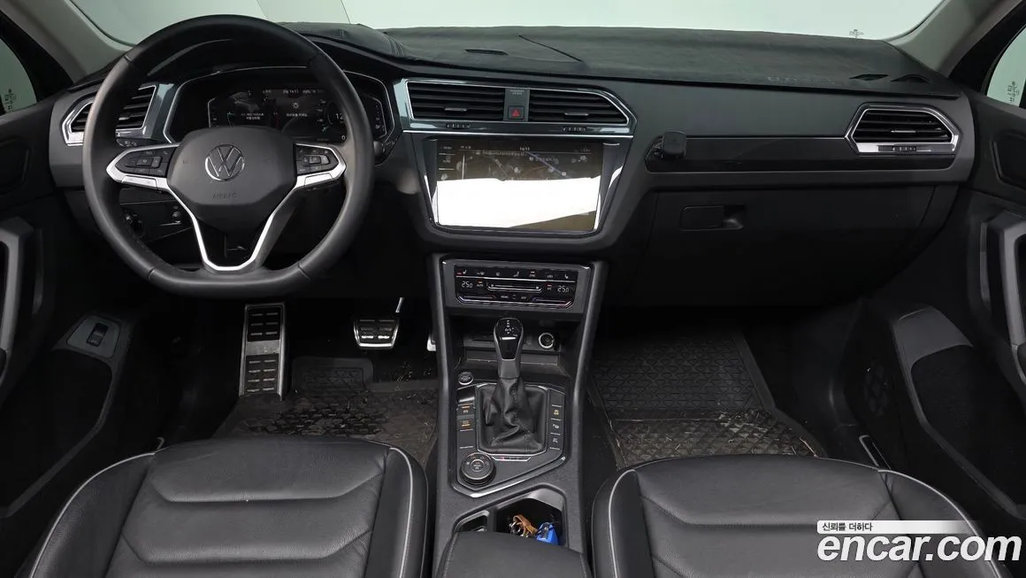 Volkswagen Tiguan — фото 7