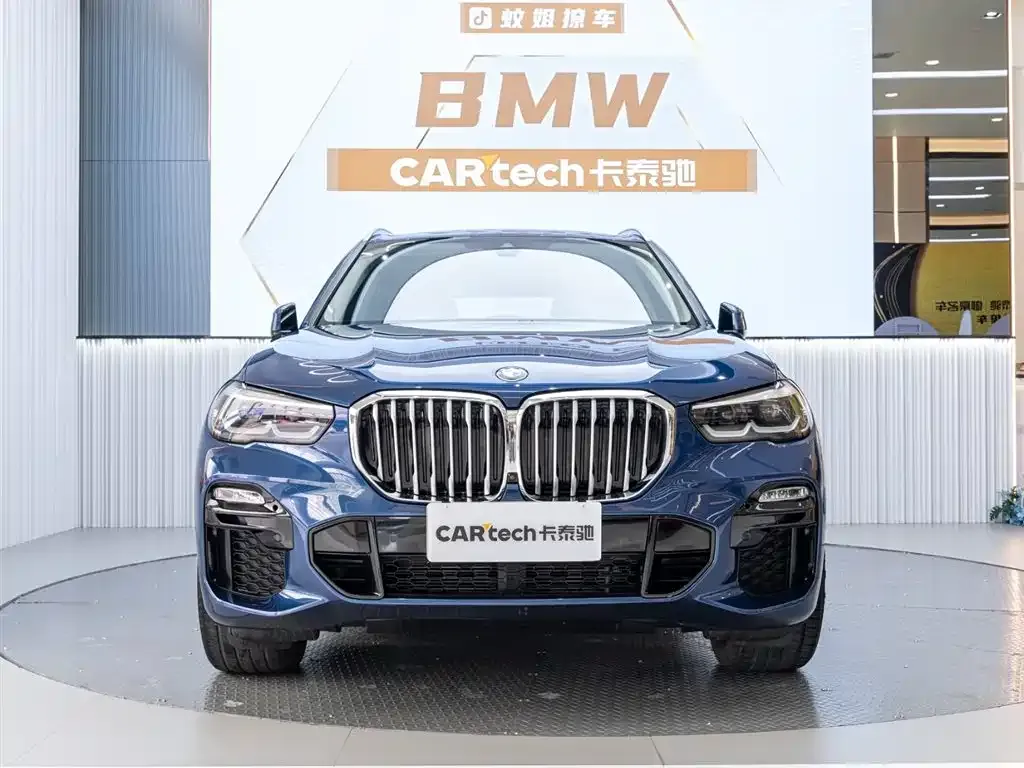 BMW X5 (Import) — фото 2