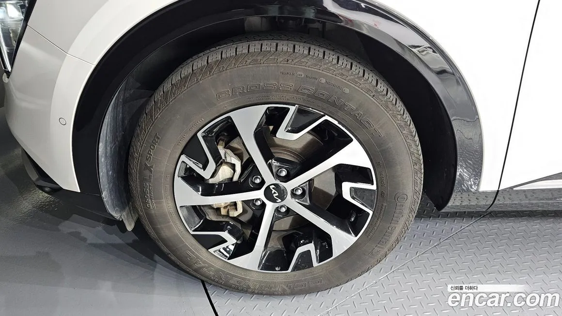 Kia Sportage — фото 5