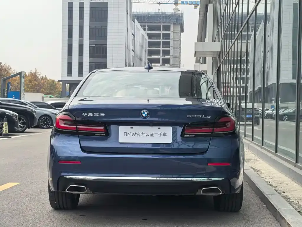 BMW 5 Series New Energy — фото 4