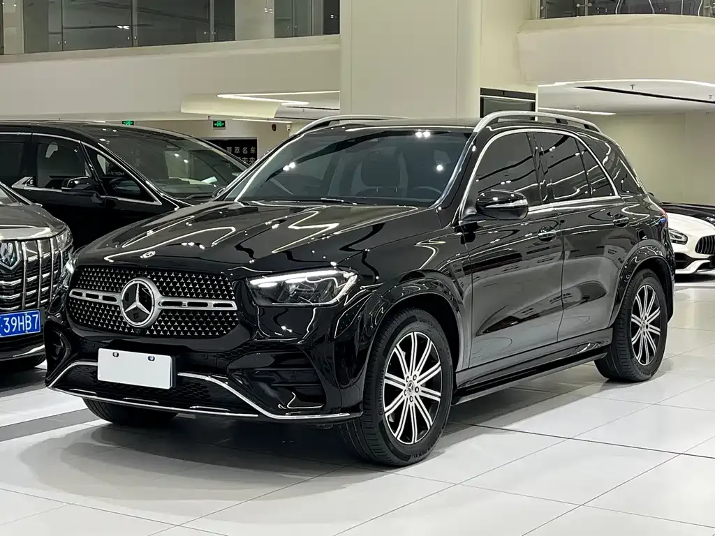 Mercedes-Benz GLE — фото 1