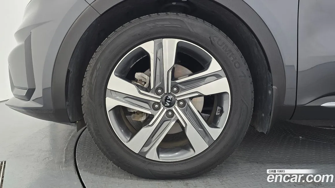 Kia Sorento — фото 5
