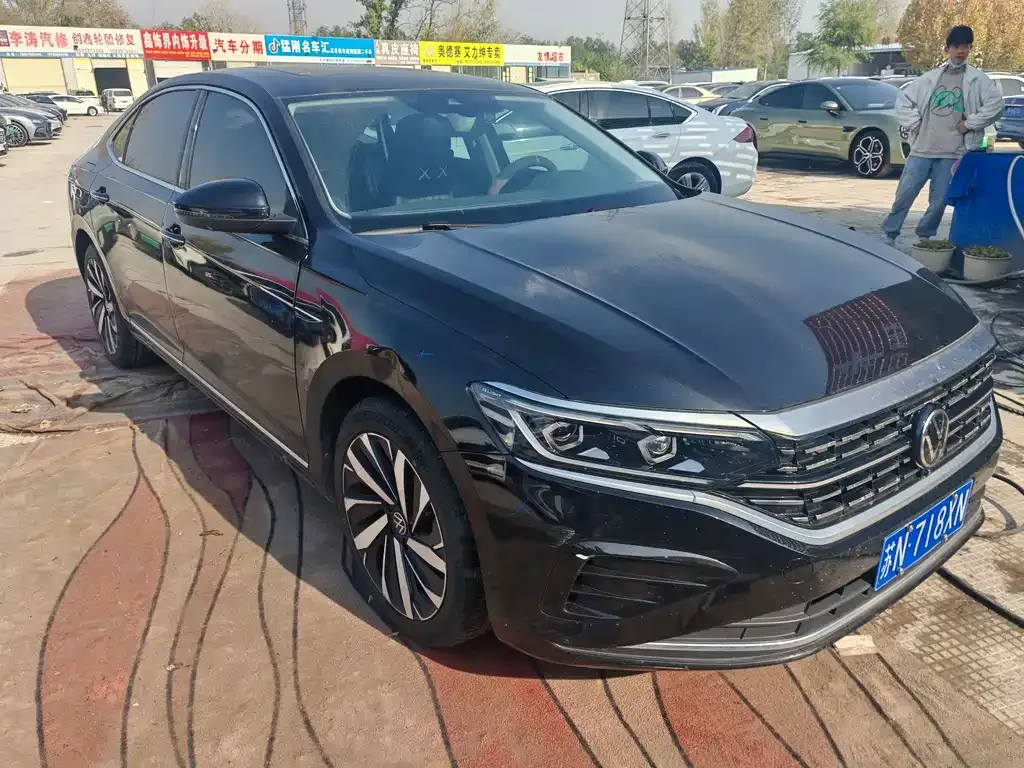 Volkswagen Passat — фото 3