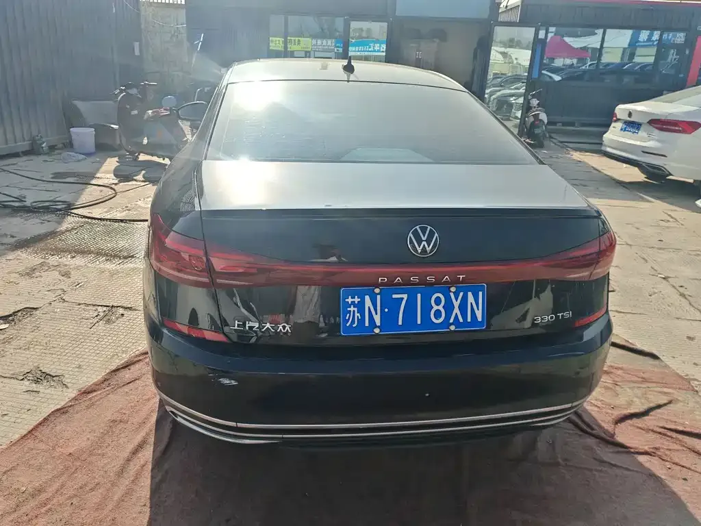 Volkswagen Passat — фото 8