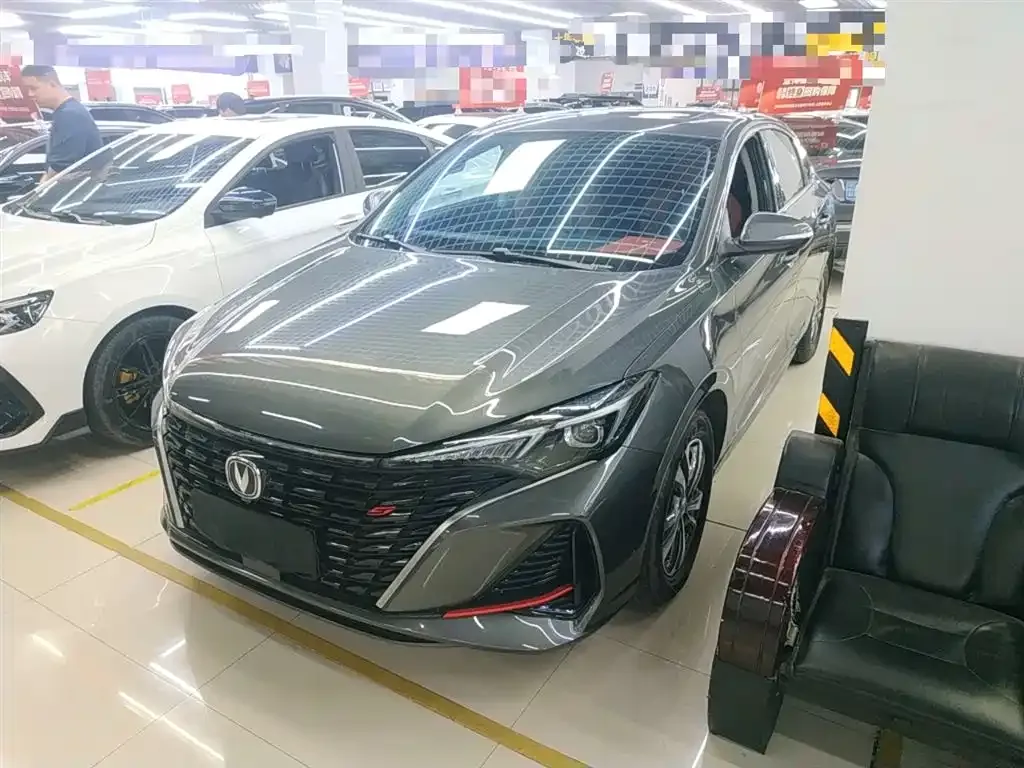 Changan Eado — фото 1