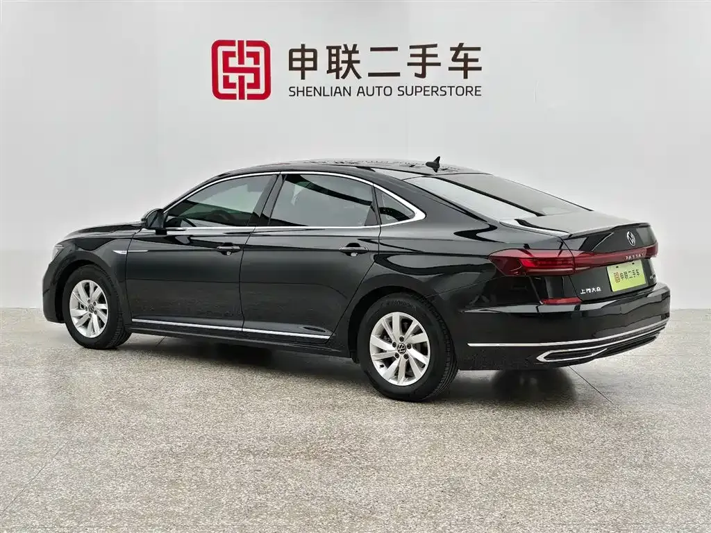 Volkswagen Passat New Energy — фото 4