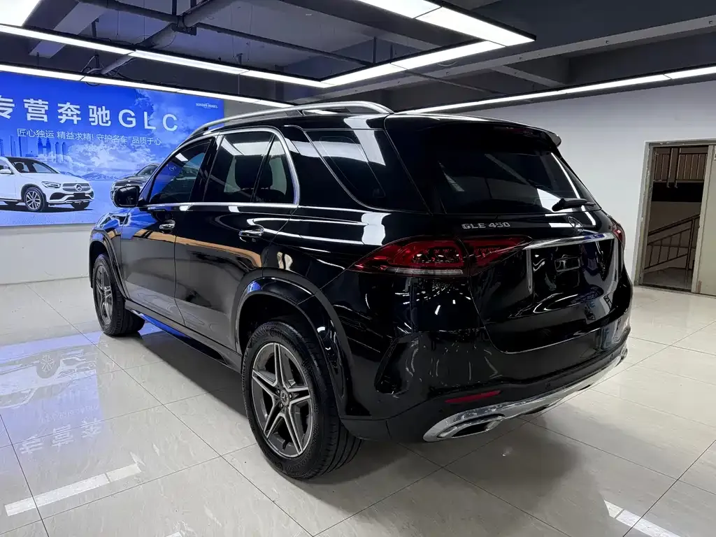 Mercedes-Benz GLE — фото 7
