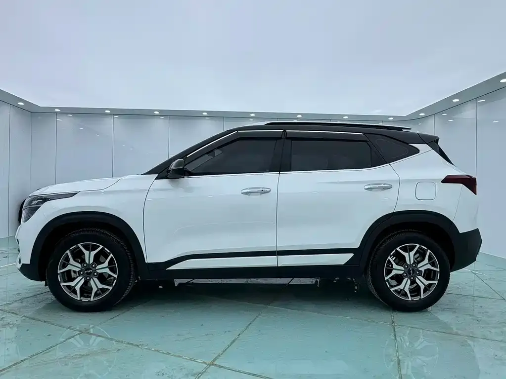 Kia KX3 — фото 10