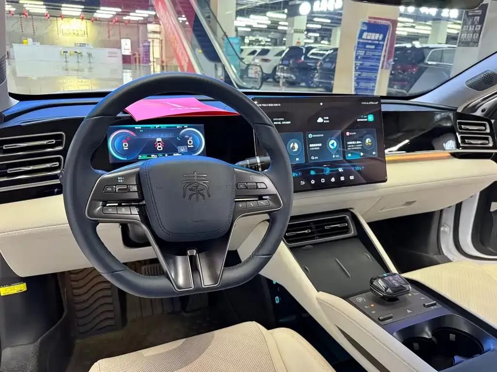 BYD Qin L — фото 10