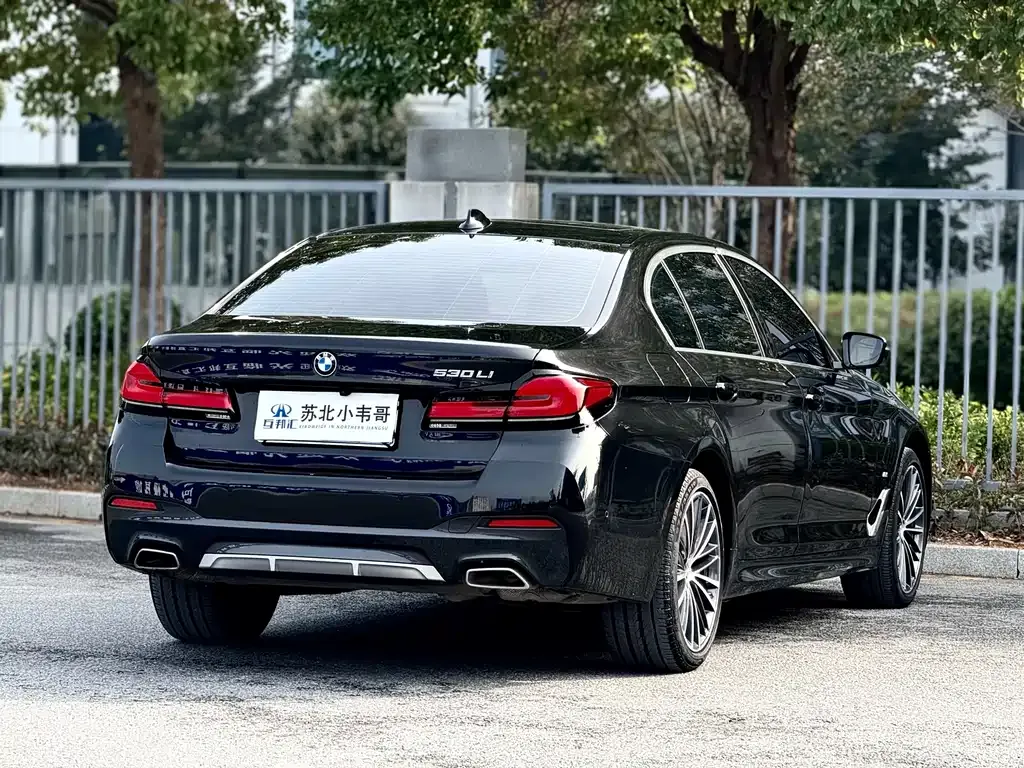 BMW 5 Series — фото 4