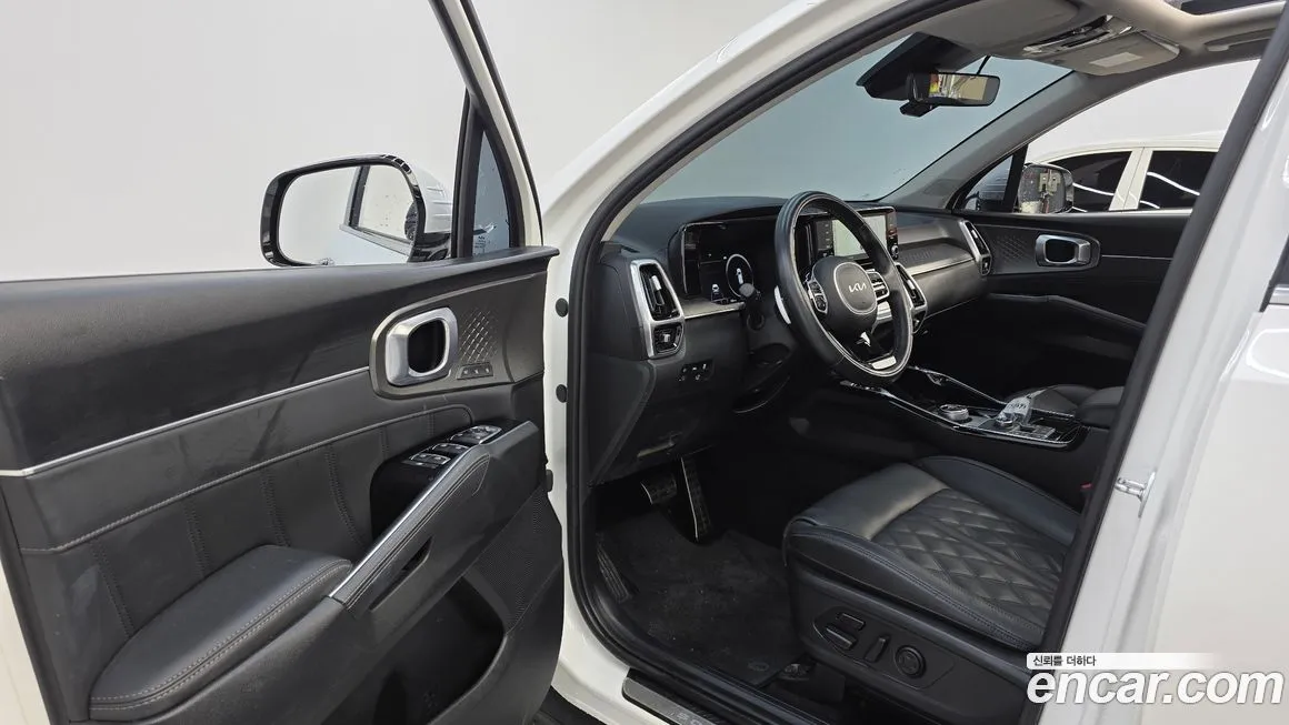 Kia Sorento — фото 10