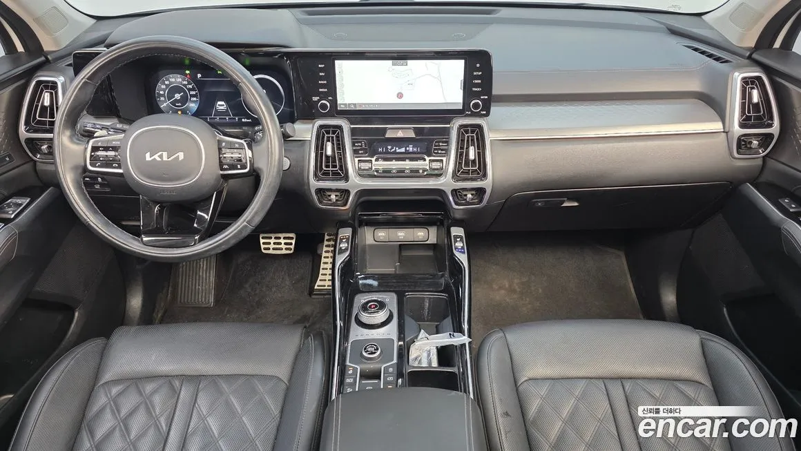 Kia Sorento — фото 7
