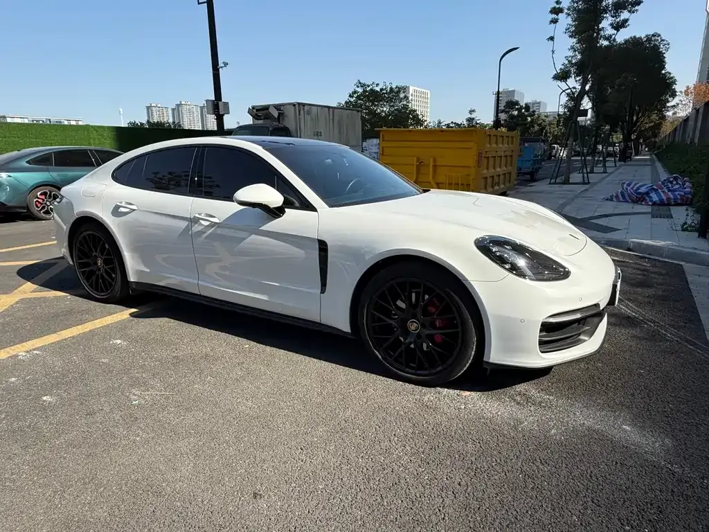 Porsche Panamera — фото 4