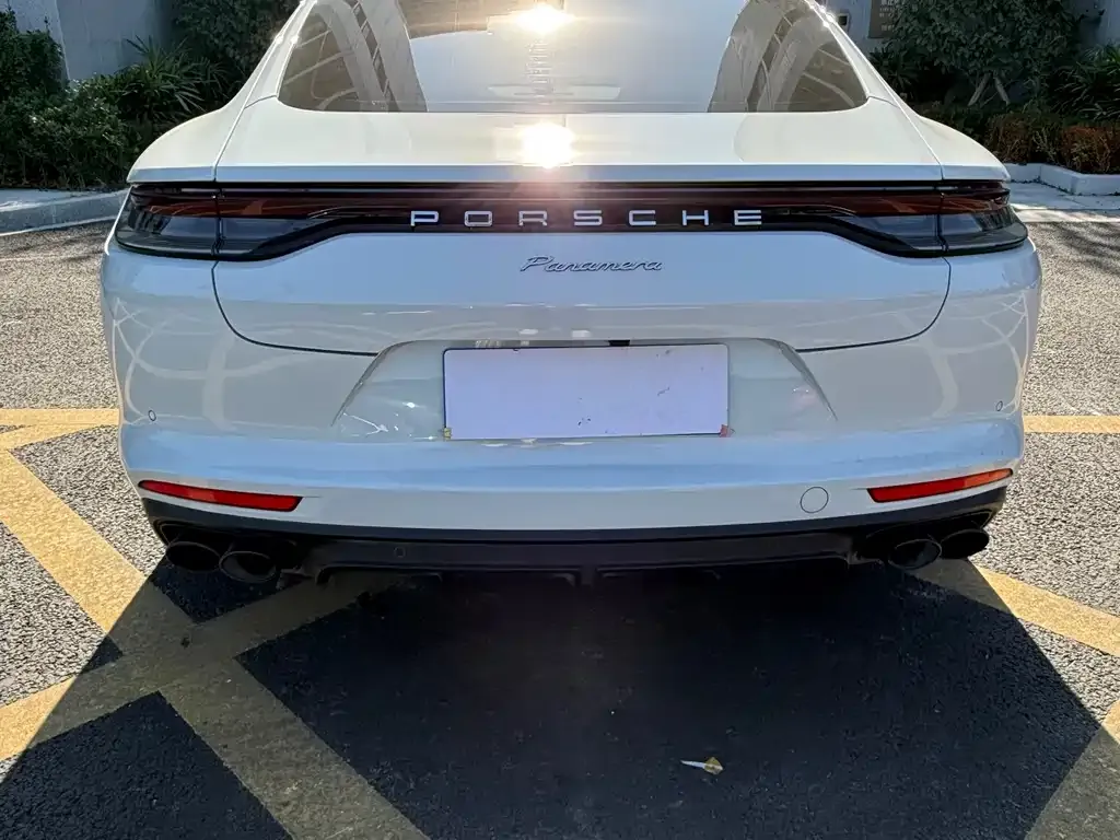 Porsche Panamera — фото 5