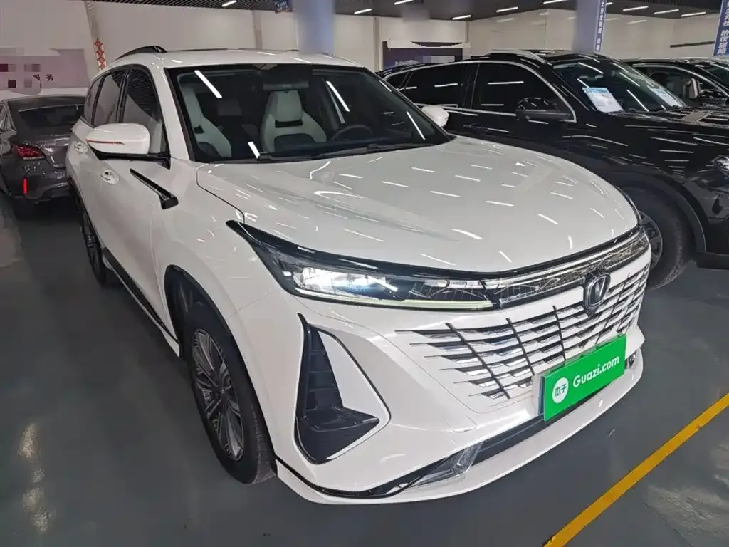 Changan CS75PLUS — фото 4