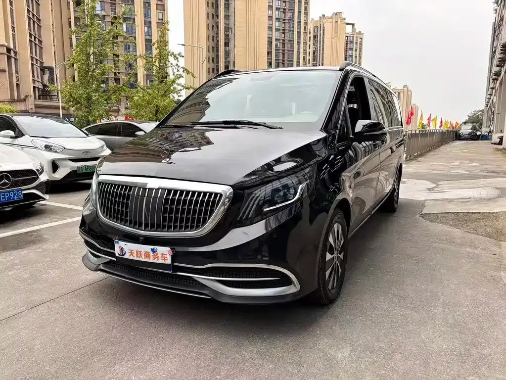 Mercedes-Benz Vito — фото 1