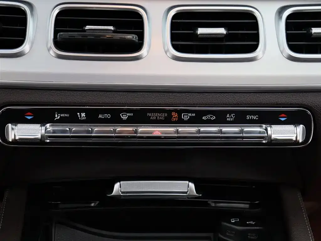 Mercedes-Benz GLE — фото 10