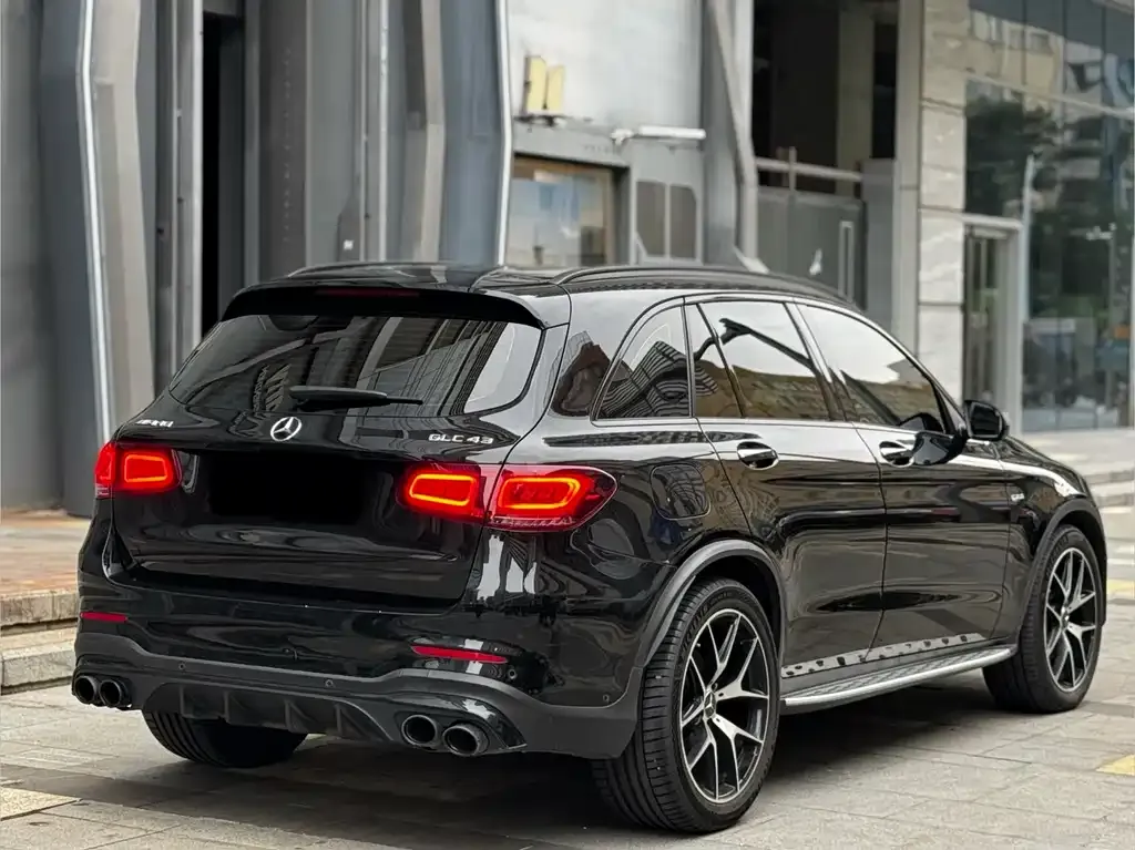 Mercedes-Benz GLC AMG — фото 4
