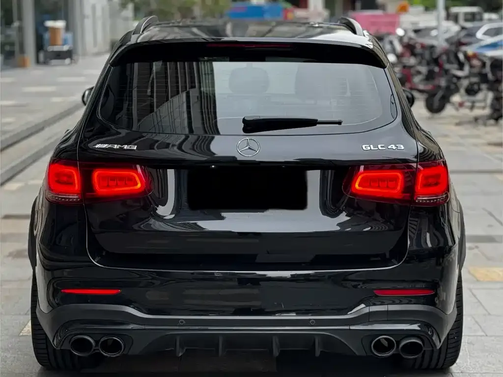 Mercedes-Benz GLC AMG — фото 5