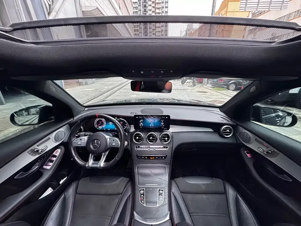 Mercedes-Benz GLC AMG — фото 9
