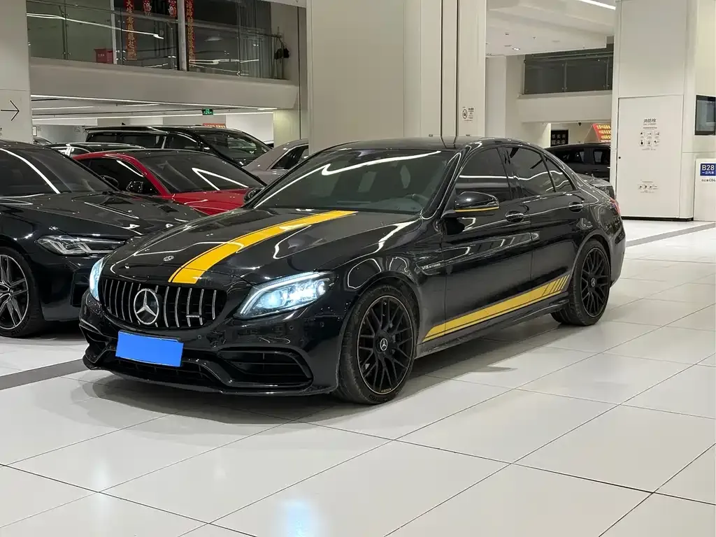 Mercedes-Benz C-Class AMG — фото 1