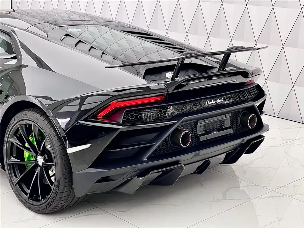 Lamborghini Huracan — фото 5