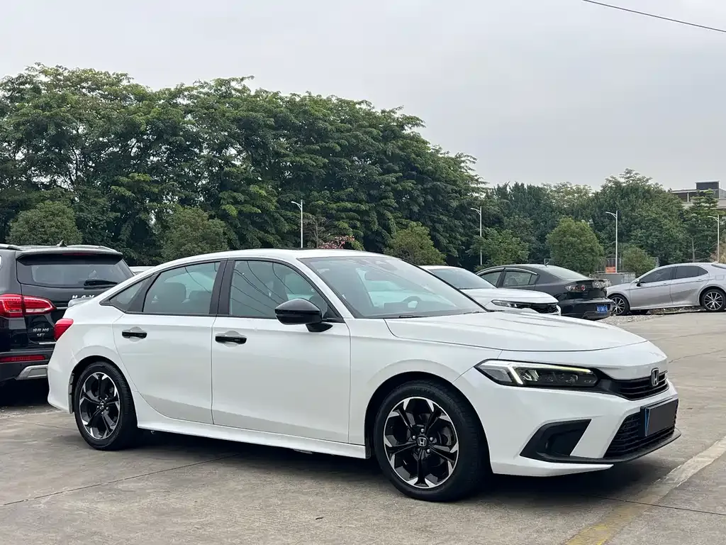 Honda Civic — фото 3