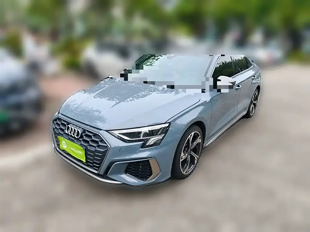 Audi A3 — фото 1