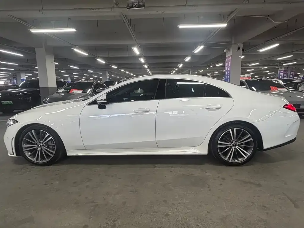 Mercedes-Benz CLS — фото 2