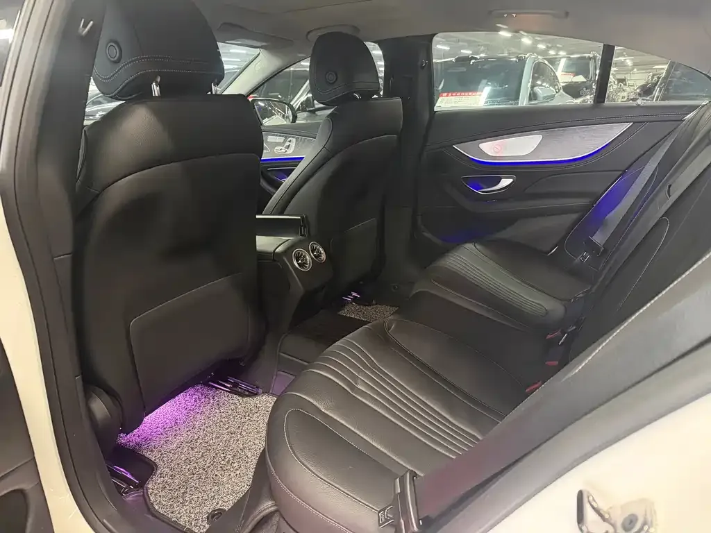 Mercedes-Benz CLS — фото 9